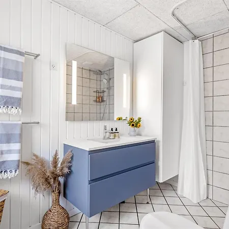 Elen - 300m From The Sea By Interhome *